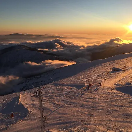 Holiday home Stag House - Jeleni Dom *