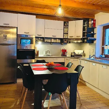 Stag House - Jeleni Dom * Smizany